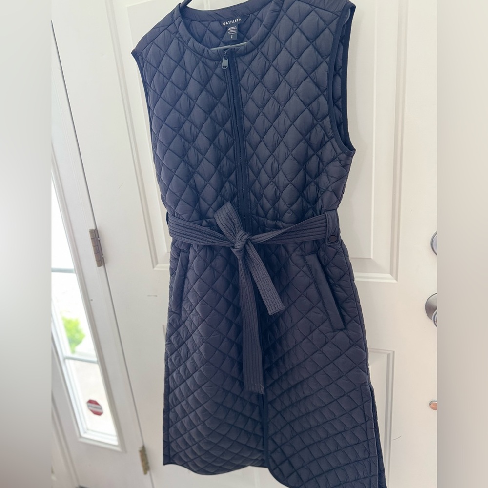 Athleta quilted vest